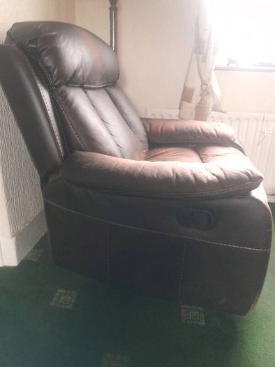2 seater leather couch