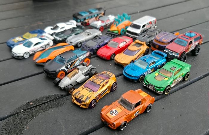 Hotwheels Lot