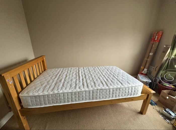 single bed and matress