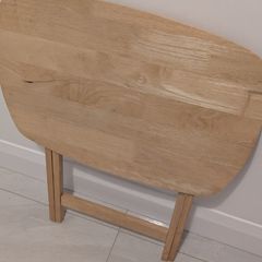 Foldable small table