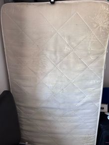 2 Single Mattress for free