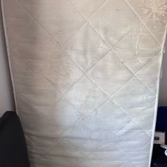 2 Single Mattress for free