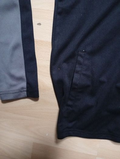 Montirex Tracksuit ((Age 12-13yrs Like New))