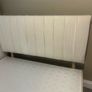 king size bed Image 3
