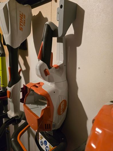 Chainsaw Wall Mount (Heavy Duty) (Free Postage)