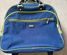 Stylish Rolling Tote Bag with Telescopic Handle & Wheeling