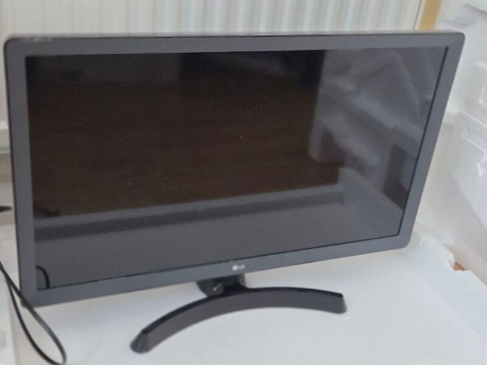 LG 24" Monitor
