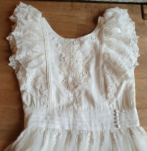 New with Tags M&S Beautiful Dress / Communion/ Flower Girl / Special Occassion Dress