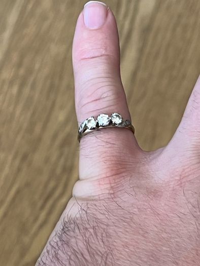 18k Engagement ring
