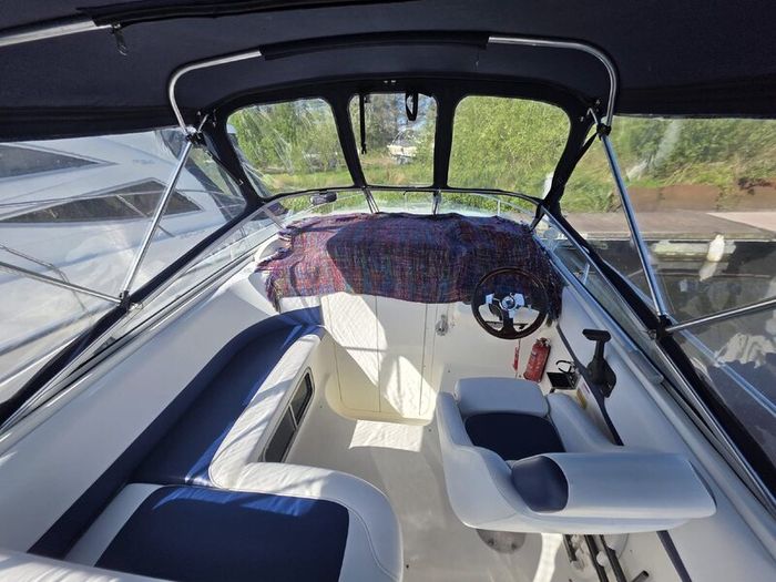 Glastron GS249
