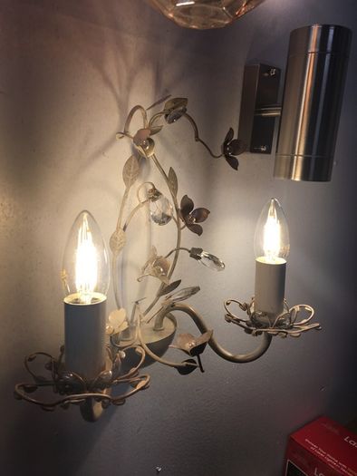 Wall Light Flower Detail Cream Beads