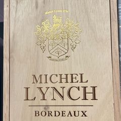 Wine wooden empty gift box