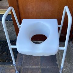 toilet set