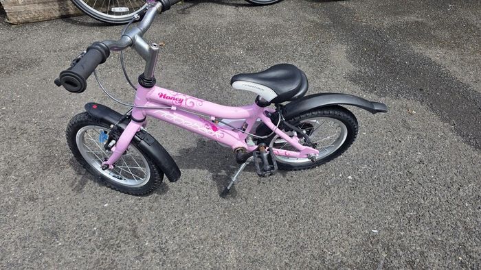 Ridgeback Honey 14 Bike    Like New