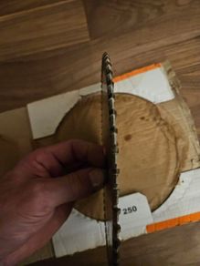 V groove saw blade