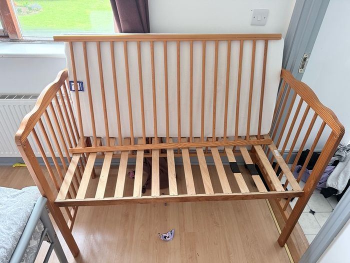 free cot