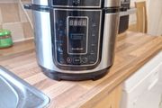 pressure cooker