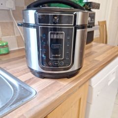 pressure cooker