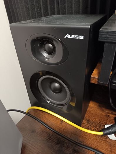Alesis Elevate 4 Studio Monitors