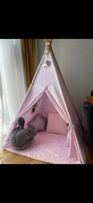 Teepee pink tent