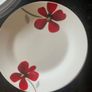 4 Dinner Plates & 3 Side Plates Image 3