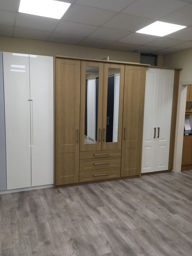RK kitchens and wardrobes
