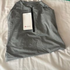 womens lululemon top
