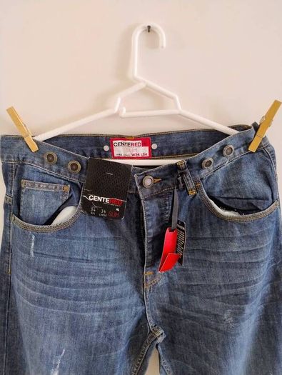 Centrered cotton jeans 34 waist and 34 leg distressed look in excellent condition and new with tags FREE STANDARD POSTAGE INCLUDED