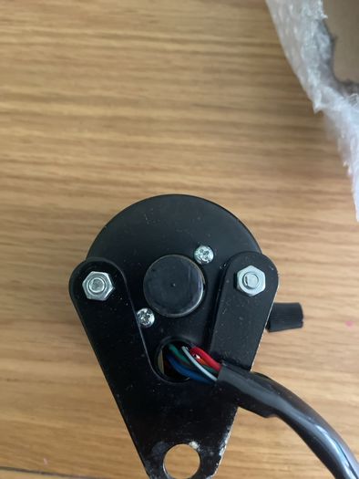 speedo clock brand new has mounting bracket and never fitted
