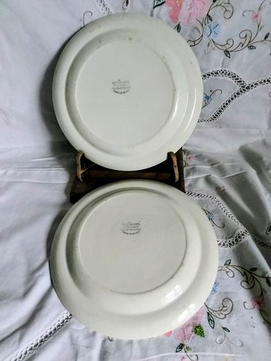 Carrigaline pottery striped plates, Carrigaline Dinner plates
