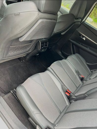 Peugeot 5008 2021
