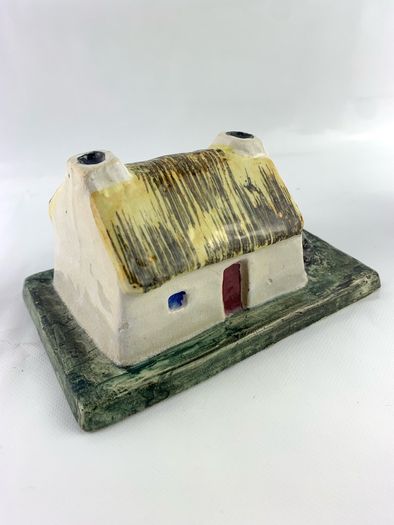 Rare vintage Paul Henry cottage figurine by Peter Brennen