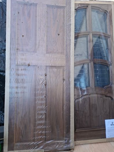 Deanta door.