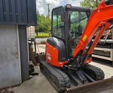 Kubota u27-4