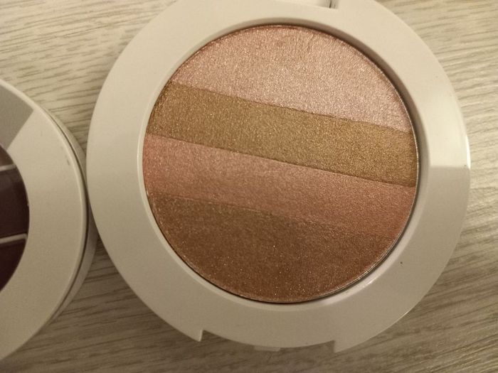 No.7 Shimmer palette + trio eyeshadow
