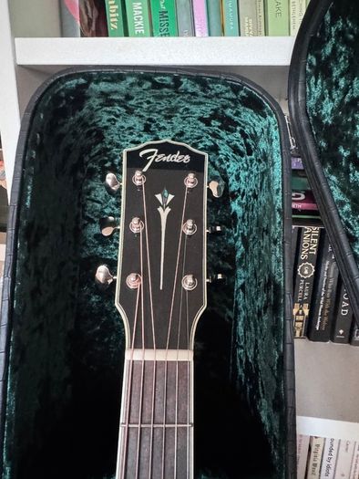 Fender PD 220 E Dreadnought acoustic guitar