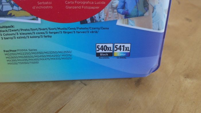 Canon PG-540XL CL-541XL Photo Value Pack Genuine PIXMA Ink & Paper Sealed