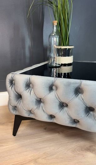 Chester coffe table with glass
