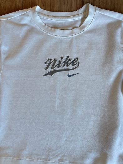 Nike top size xs excellent condition like new!