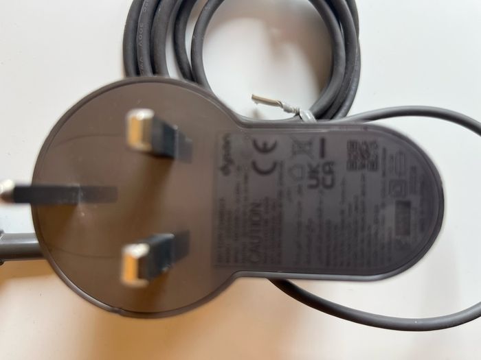 Dyson V10 or V12 charging cable - original