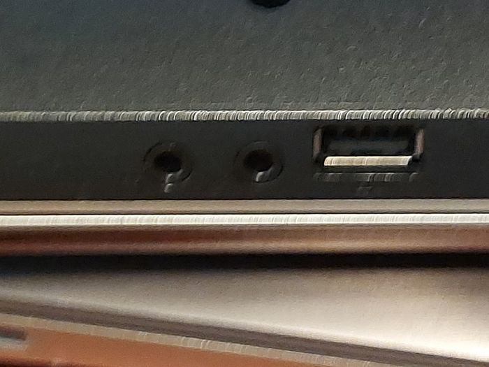 Samsung 15.6 laptop, Model NP-R530, Red, Windows 10, Pentium Dual Core CPU T4400, 2.2GHZ, 2GB Ram, 300GB HDD, Microsoft Edge, Chrome, etc