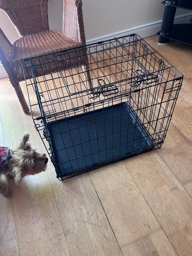 Free Foldable Dog/Cat Crate  Small/Medium