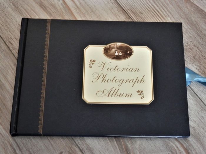 NEW Victorian Style Photo Album 7.00 euro