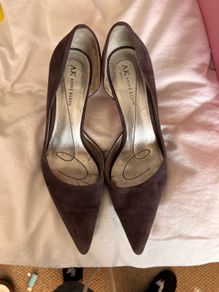 suede heels Anne Klein
