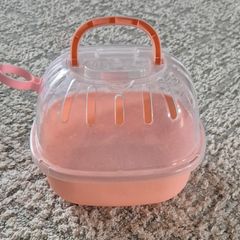 Hamster travel carrier