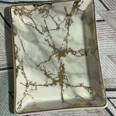 Beautiful gold marble soap holder