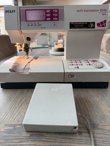 Pfaff Quilt Expression 2048 Sewing Machine - Excellent condition