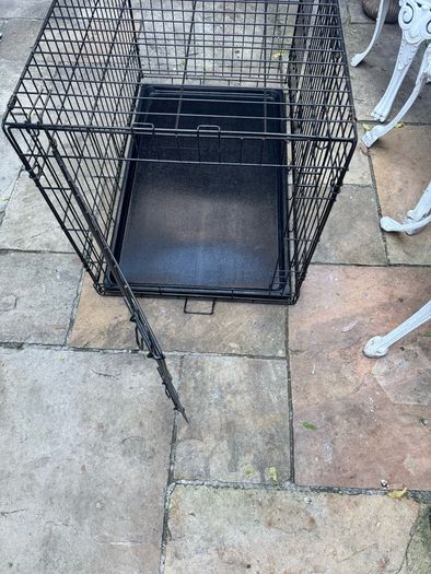 Dog cage/crate