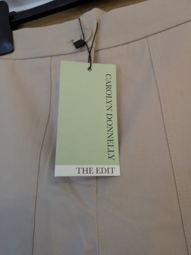 Carolyn Donnelly -The Edit Stone Chinos.  S.14.  B.N.W.T.