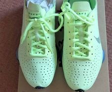 Bnib Nike Air Zoom Uk3.5/4